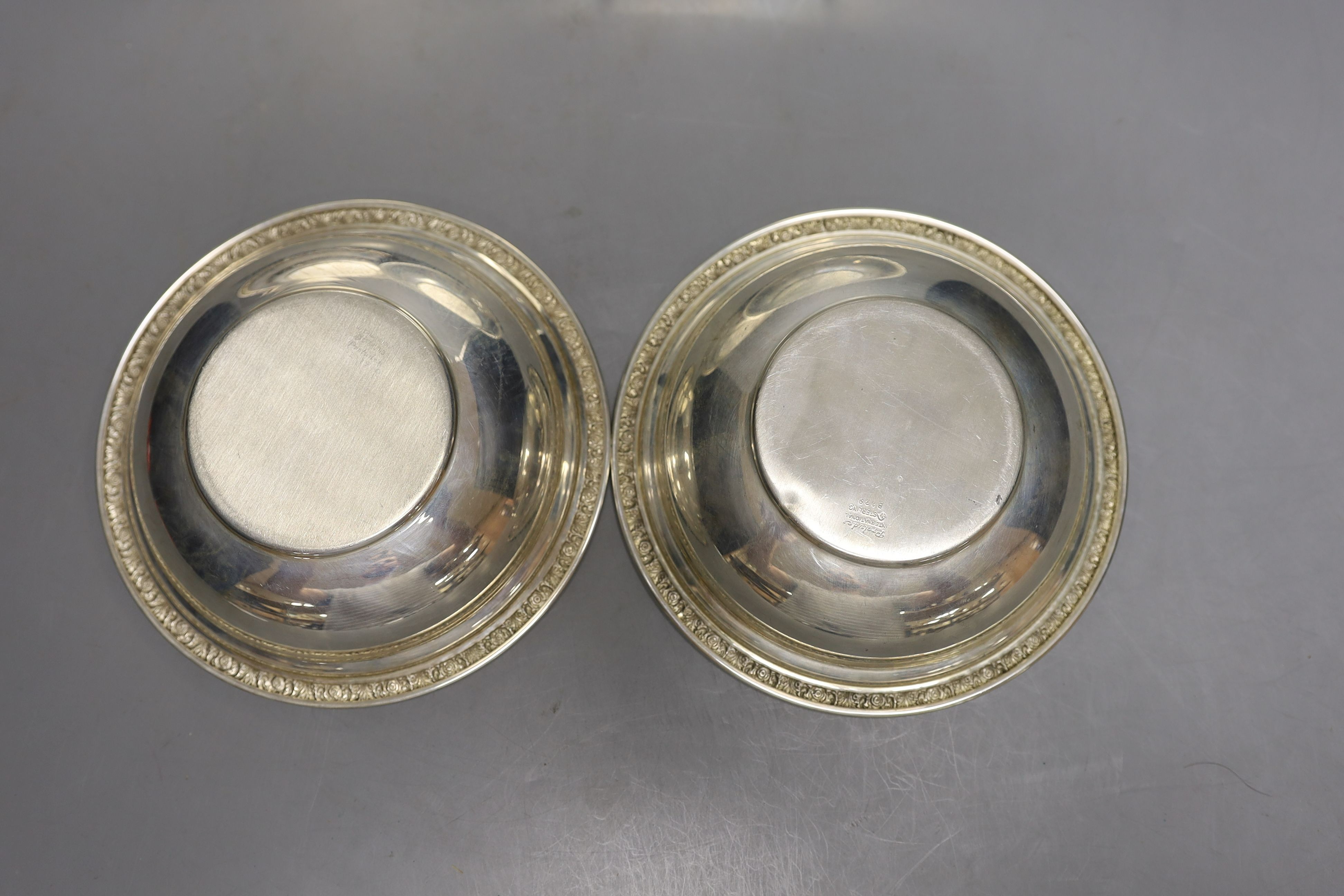 A pair of sterling bowls and tow sterling dishes including Reed & Barton and Gorham, 17.2oz.